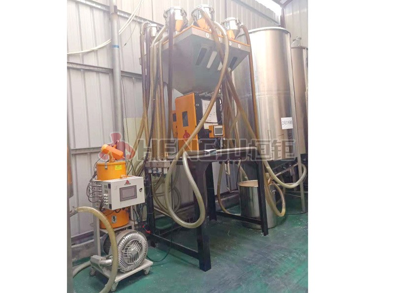 塑料除濕干燥機(jī)與塑料品質(zhì)的關(guān)系探討